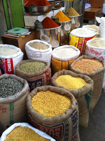 beans, spices and rice in the market